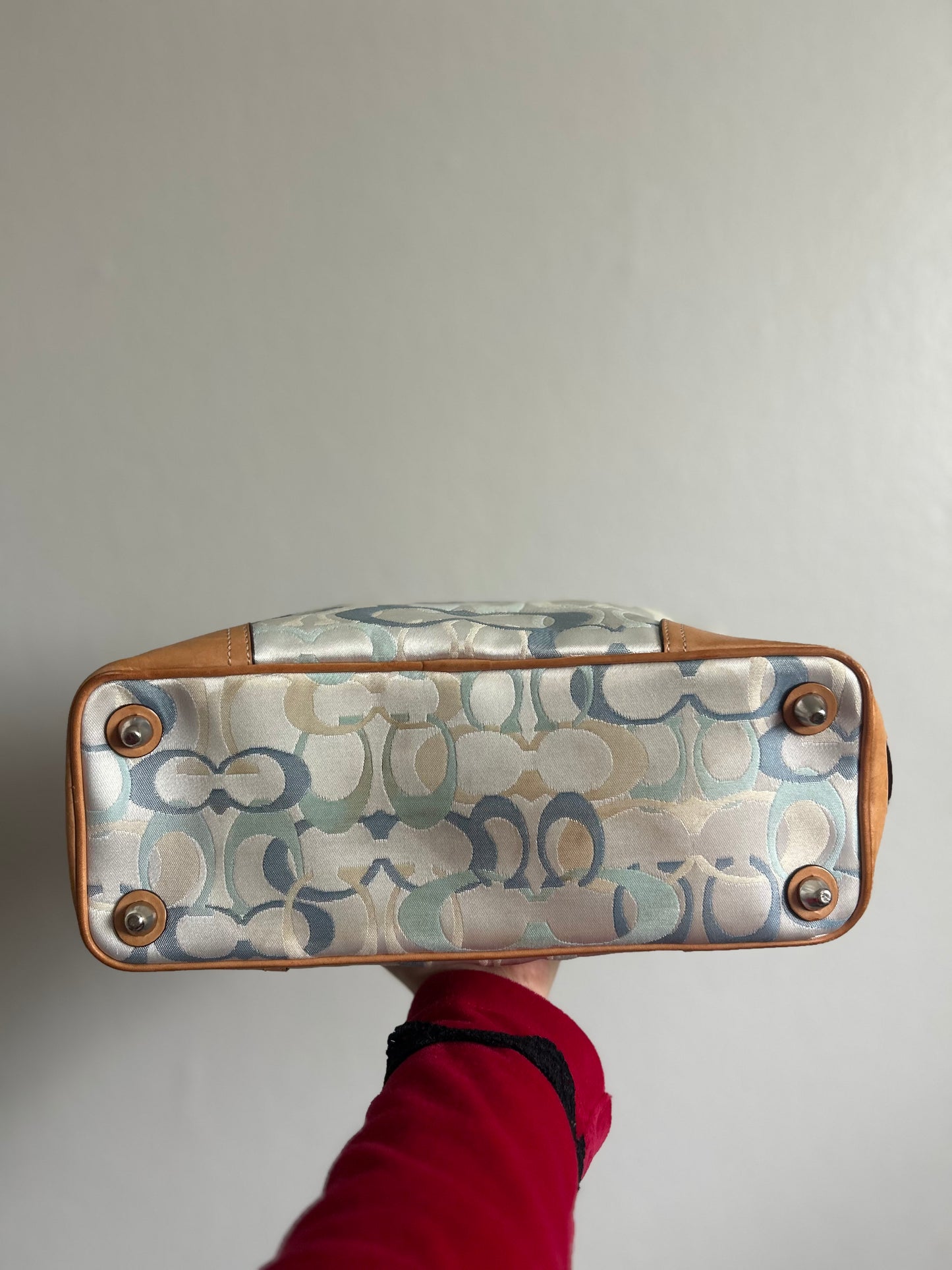RARE Hampton blue optic signature purse she's from 2003!