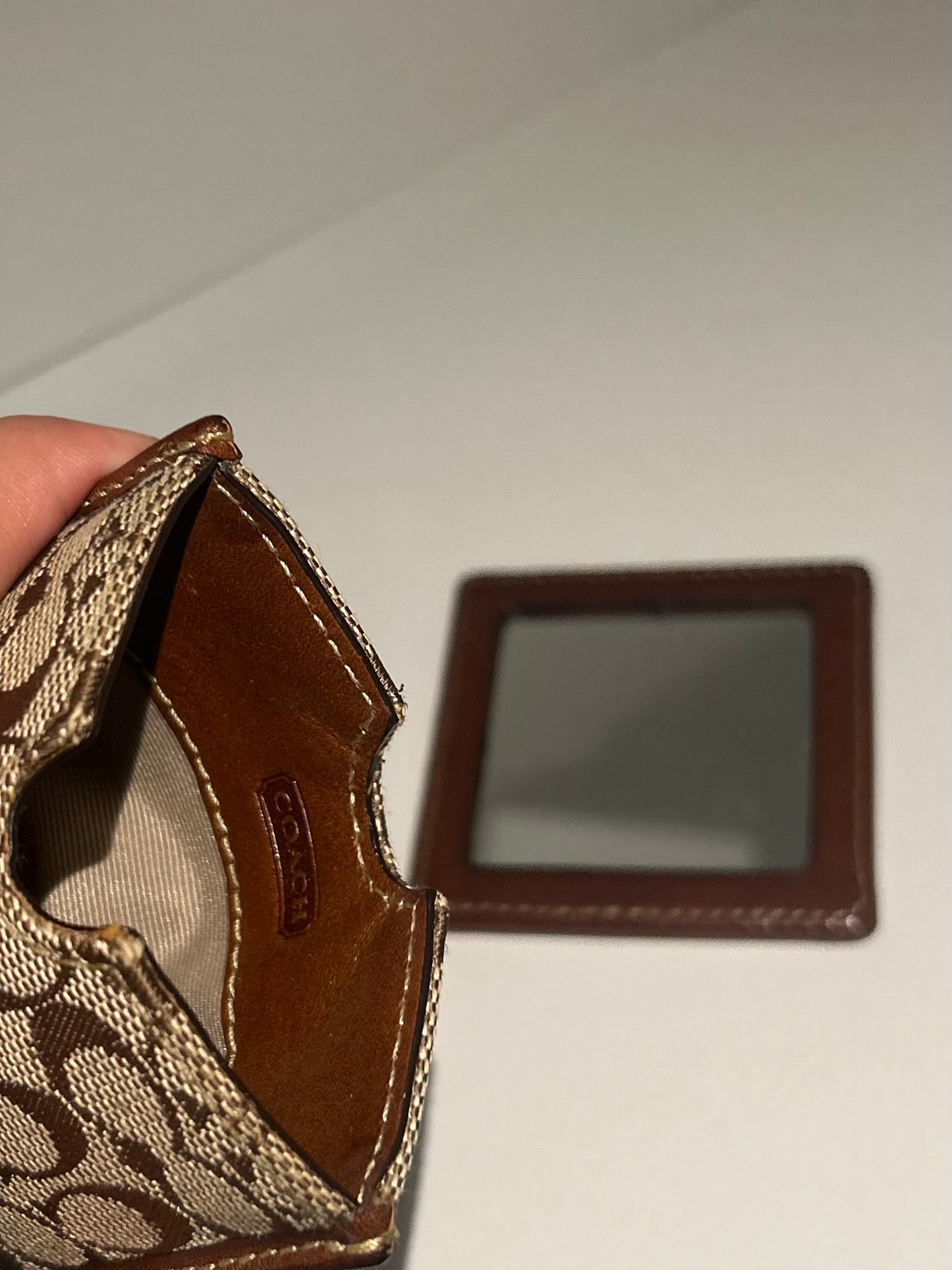Signature "C" Print Mirror