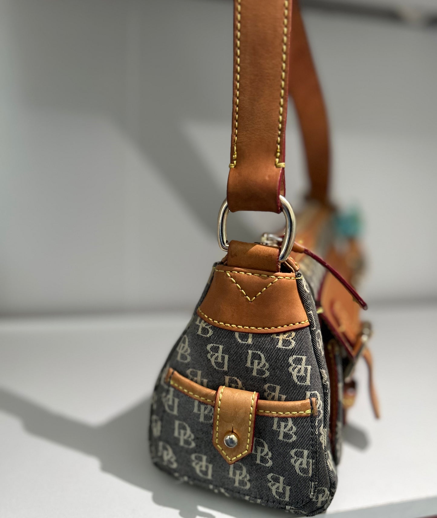 Dooney & Bourke