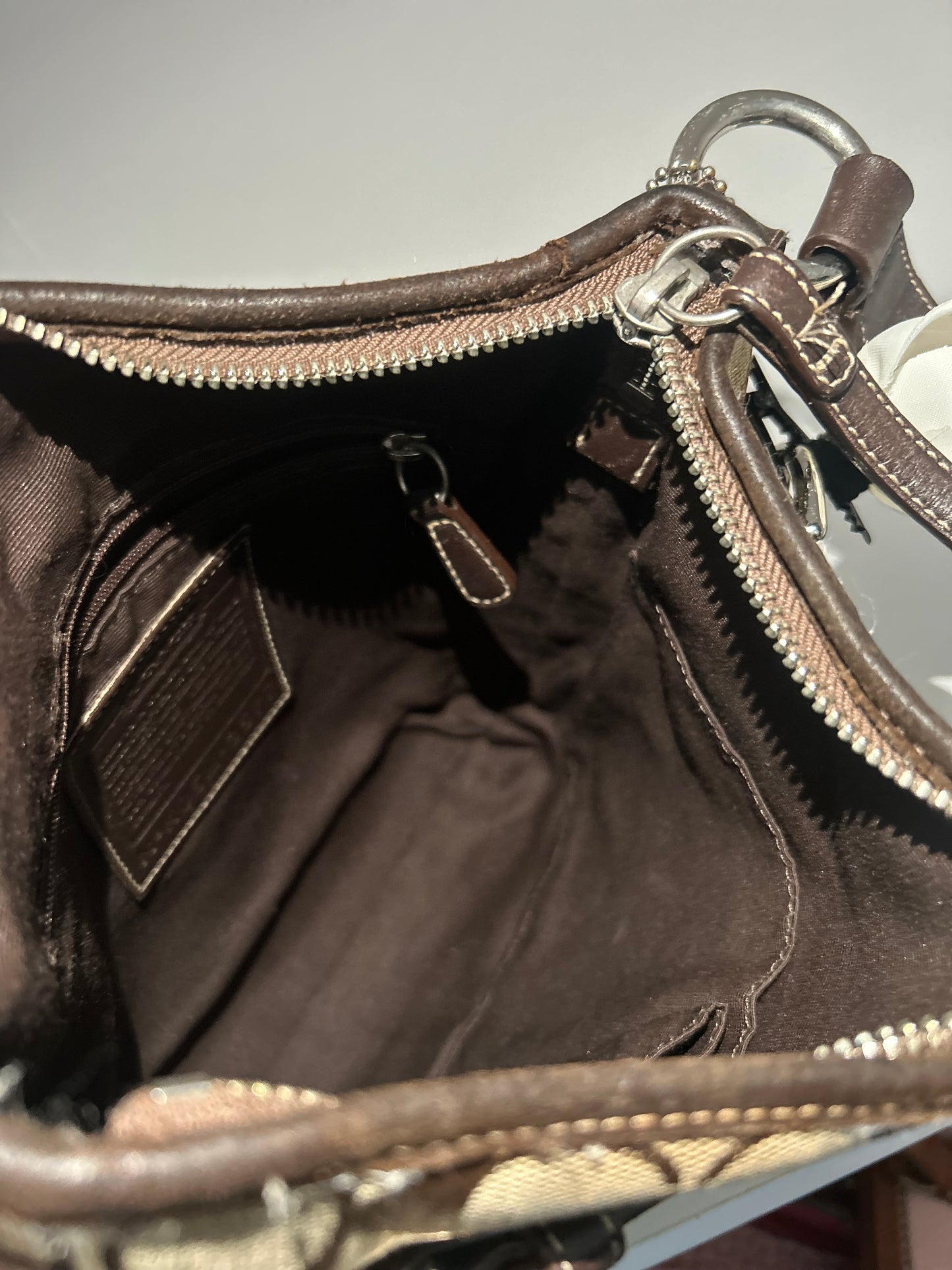 Coach Signature Shoulderbag